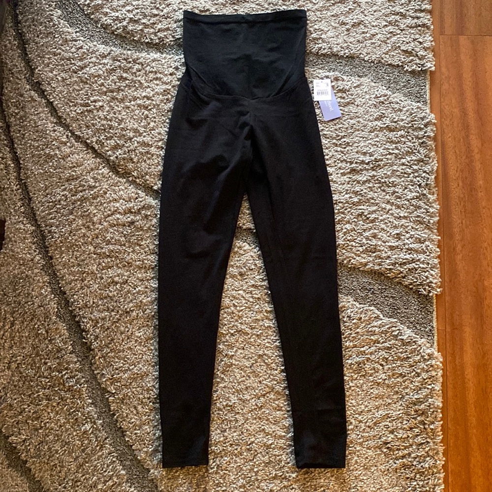 Motherhood Maternity secret fit leggings